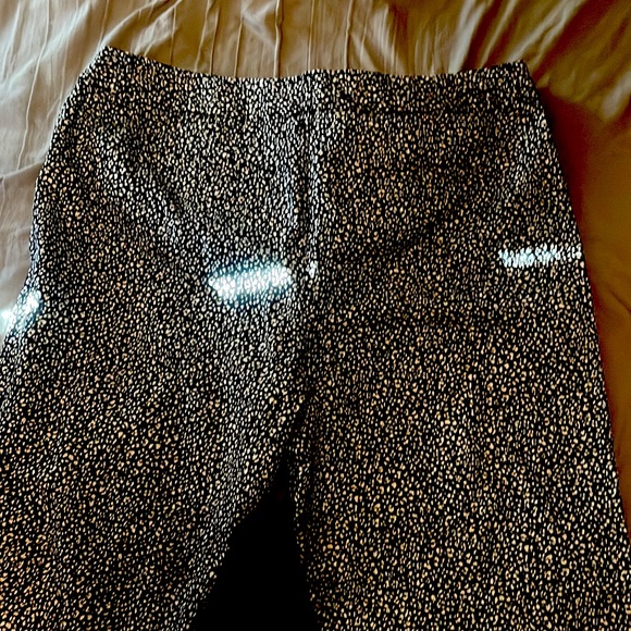 Liz Claiborne, Emma patterned pants size 16, - Picture 4 of 8